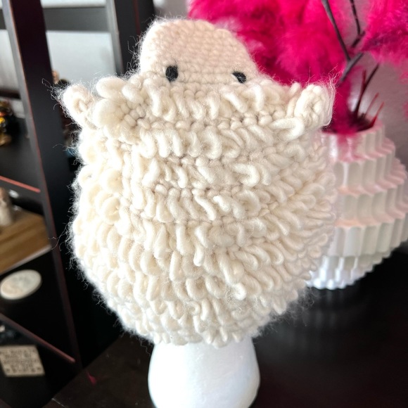 Sheep Knit Hat - Picture 4 of 9
